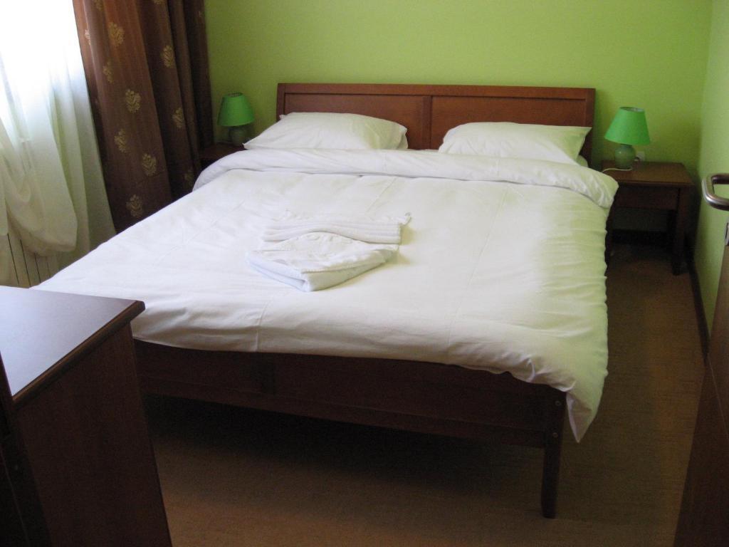 Hotel Vila Sunce Стара-Пазова Номер фото