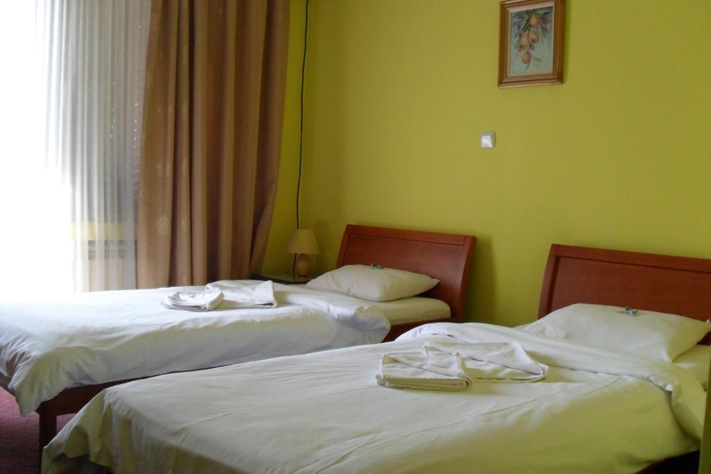 Hotel Vila Sunce Стара-Пазова Номер фото